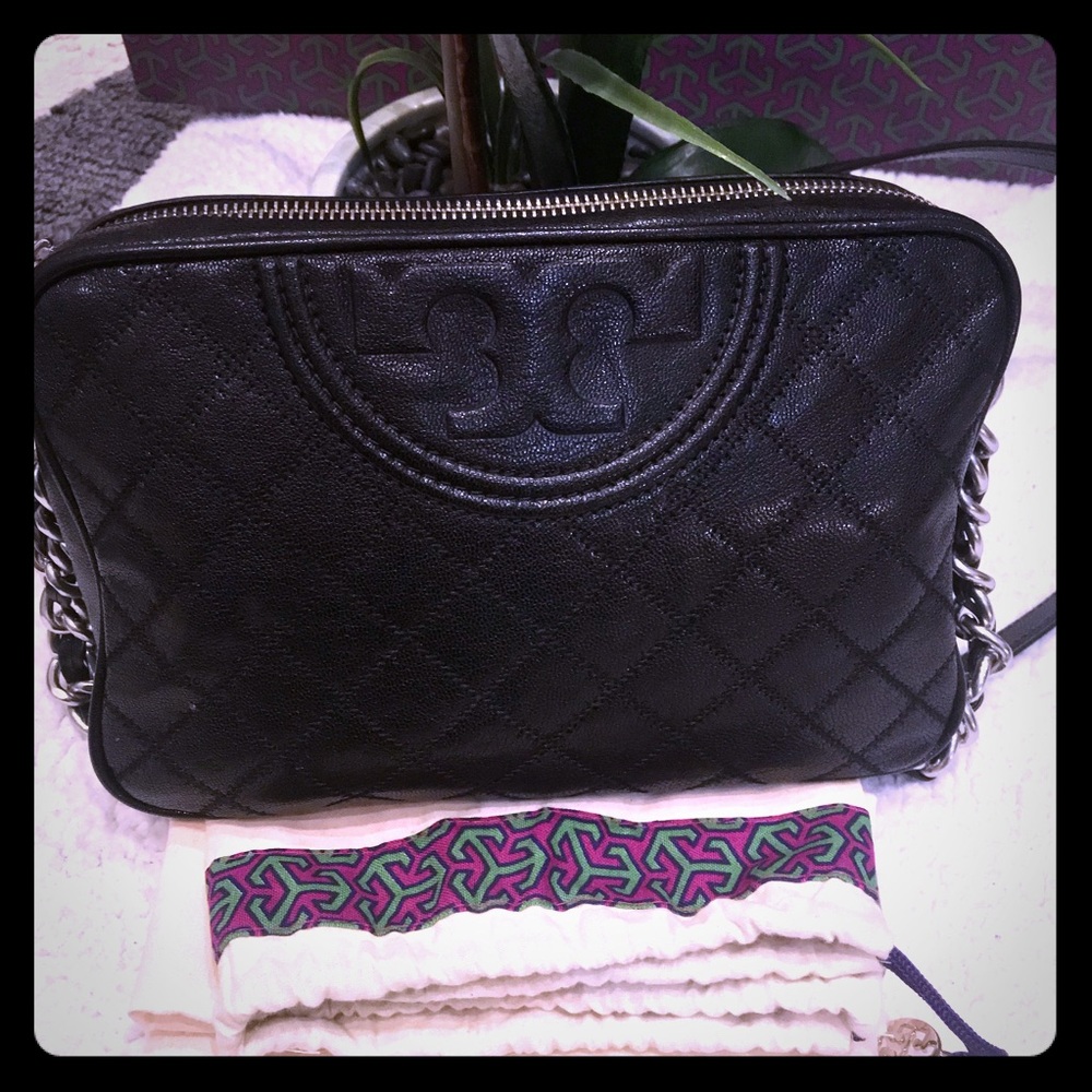 Tory Burch distress 🍀